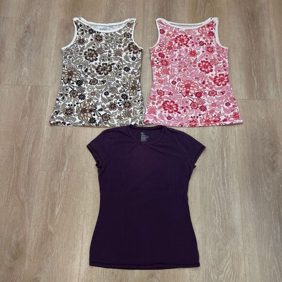 Gap, Banana Republic & Danskin now, T-Shirt & Tank Top Lot of 6, Women’s S/M - Picture 5 of 16